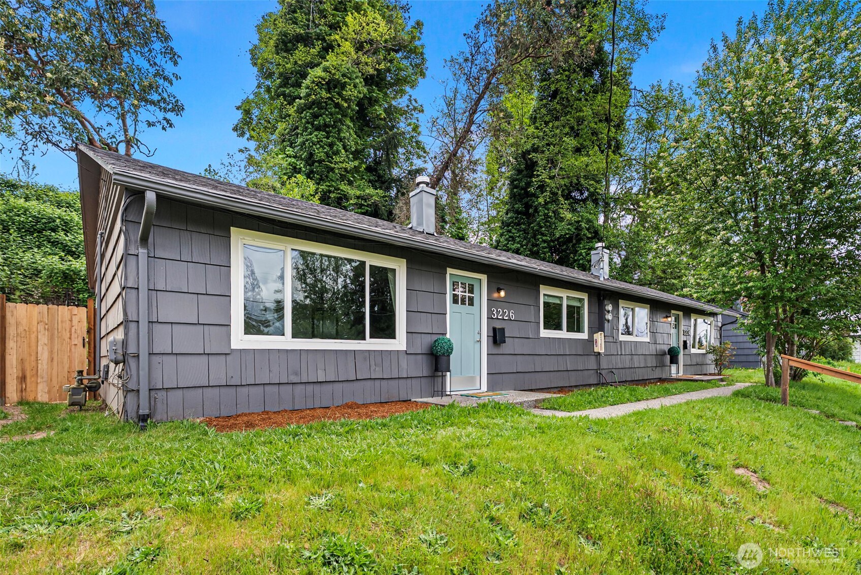 3226 Halverson Avenue Bremerton, WA 98310 - Photo 2 of 17