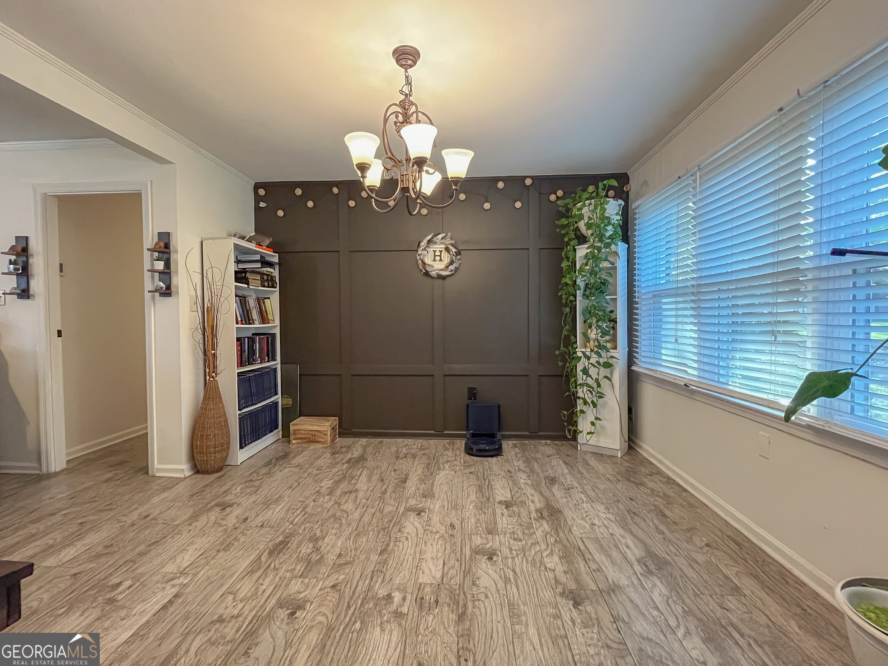 218 Pinehurst Drive Dublin, GA 31021 - Photo 13 of 38 a view of a livingroom with an empty space