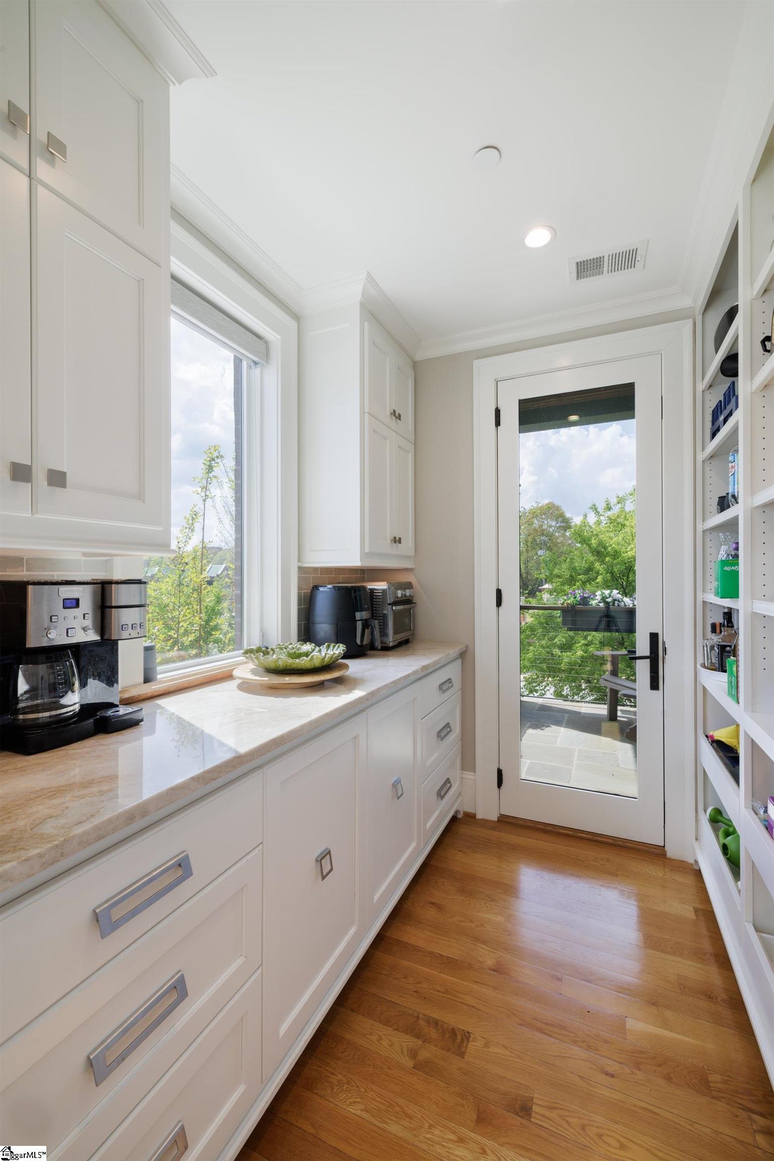 604 North Main Street Greenville, SC 29601 - Photo 14 of 50