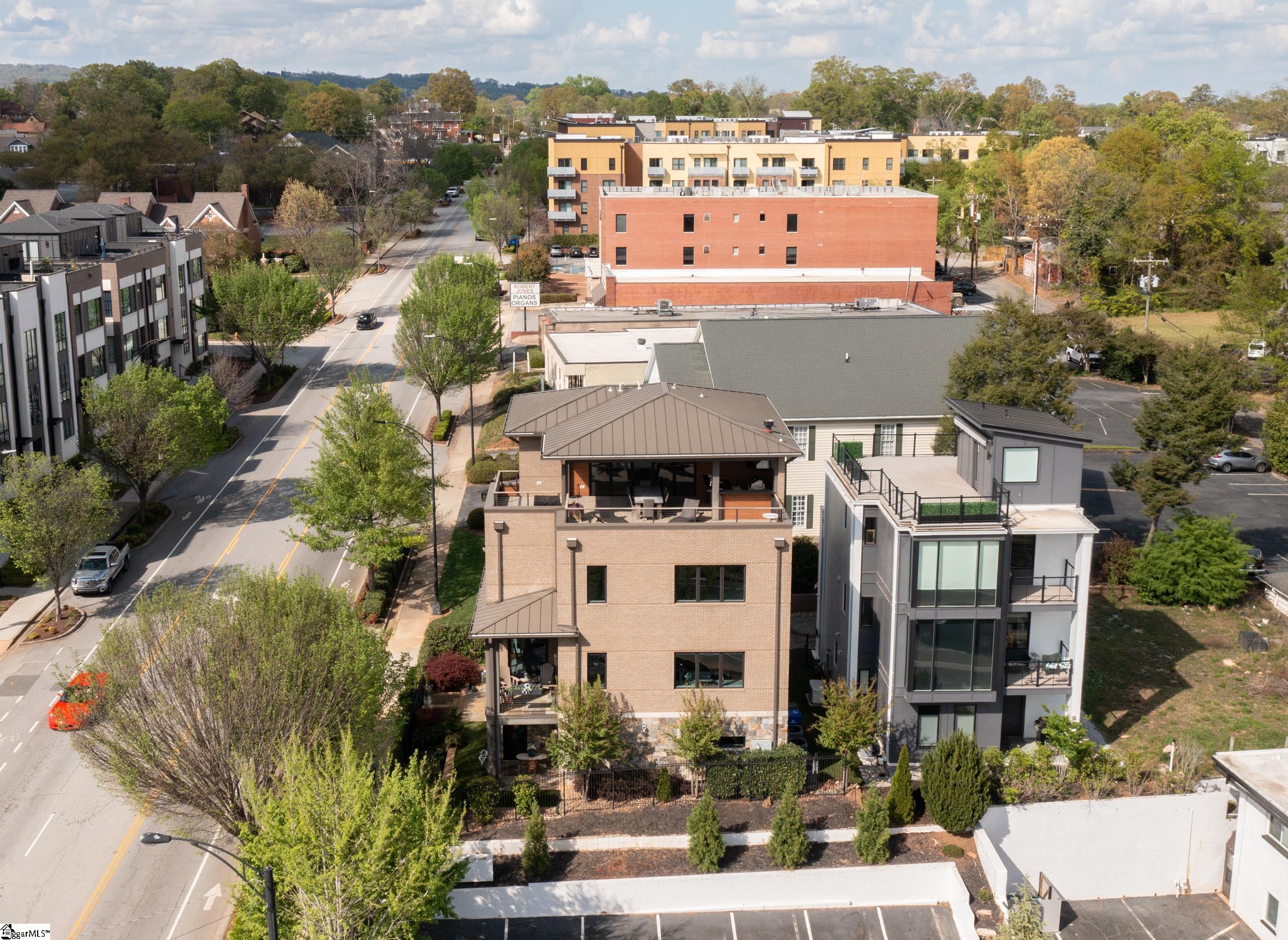 604 North Main Street Greenville, SC 29601 - Photo 6 of 50