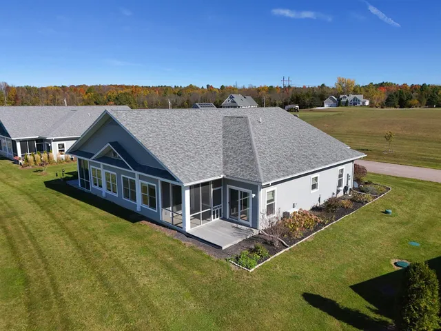 $429,900 | 4 Westside Villiage, Grand Isle, VT 05458