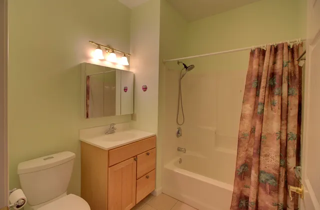 $429,900 | 4 Westside Villiage, Grand Isle, VT 05458