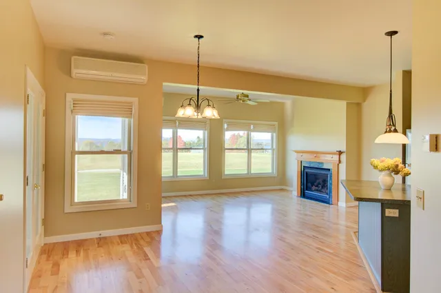 $429,900 | 4 Westside Villiage, Grand Isle, VT 05458