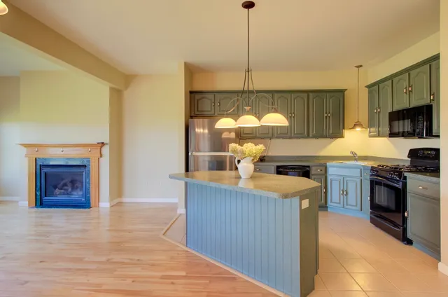 $429,900 | 4 Westside Villiage, Grand Isle, VT 05458