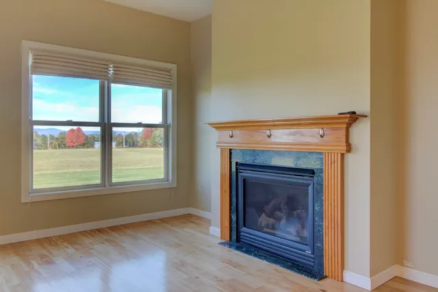 $429,900 | 4 Westside Villiage, Grand Isle, VT 05458