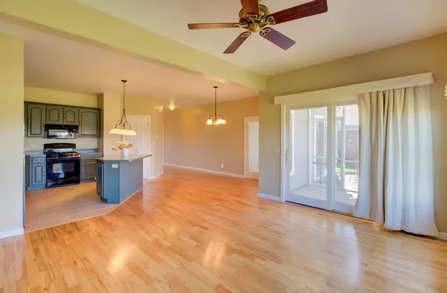 $429,900 | 4 Westside Villiage, Grand Isle, VT 05458