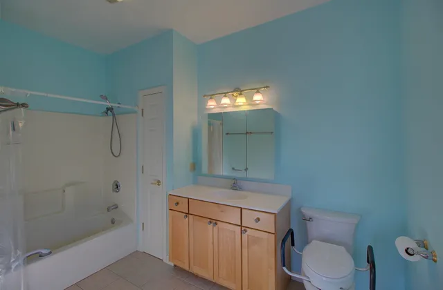 $429,900 | 4 Westside Villiage, Grand Isle, VT 05458