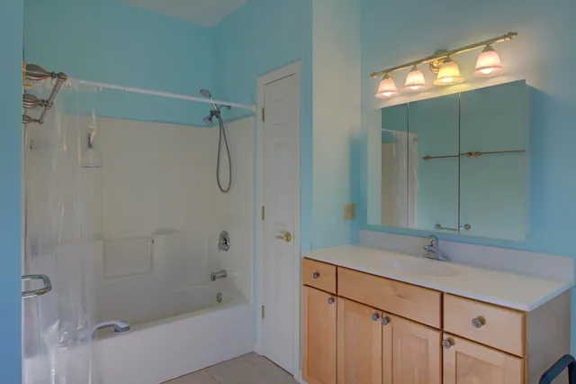 $429,900 | 4 Westside Villiage, Grand Isle, VT 05458