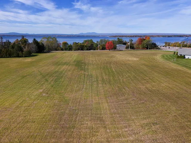 $429,900 | 4 Westside Villiage, Grand Isle, VT 05458
