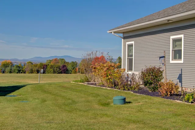 $429,900 | 4 Westside Villiage, Grand Isle, VT 05458