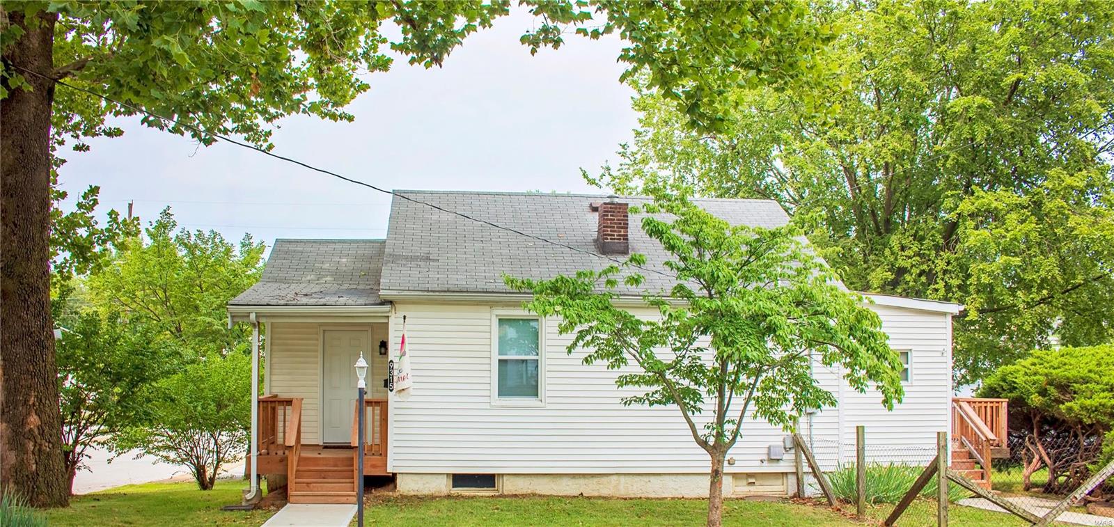 9315 Ridge Avenue St. Louis, MO 63114 - Photo 2 of 17 Gallery Image 2