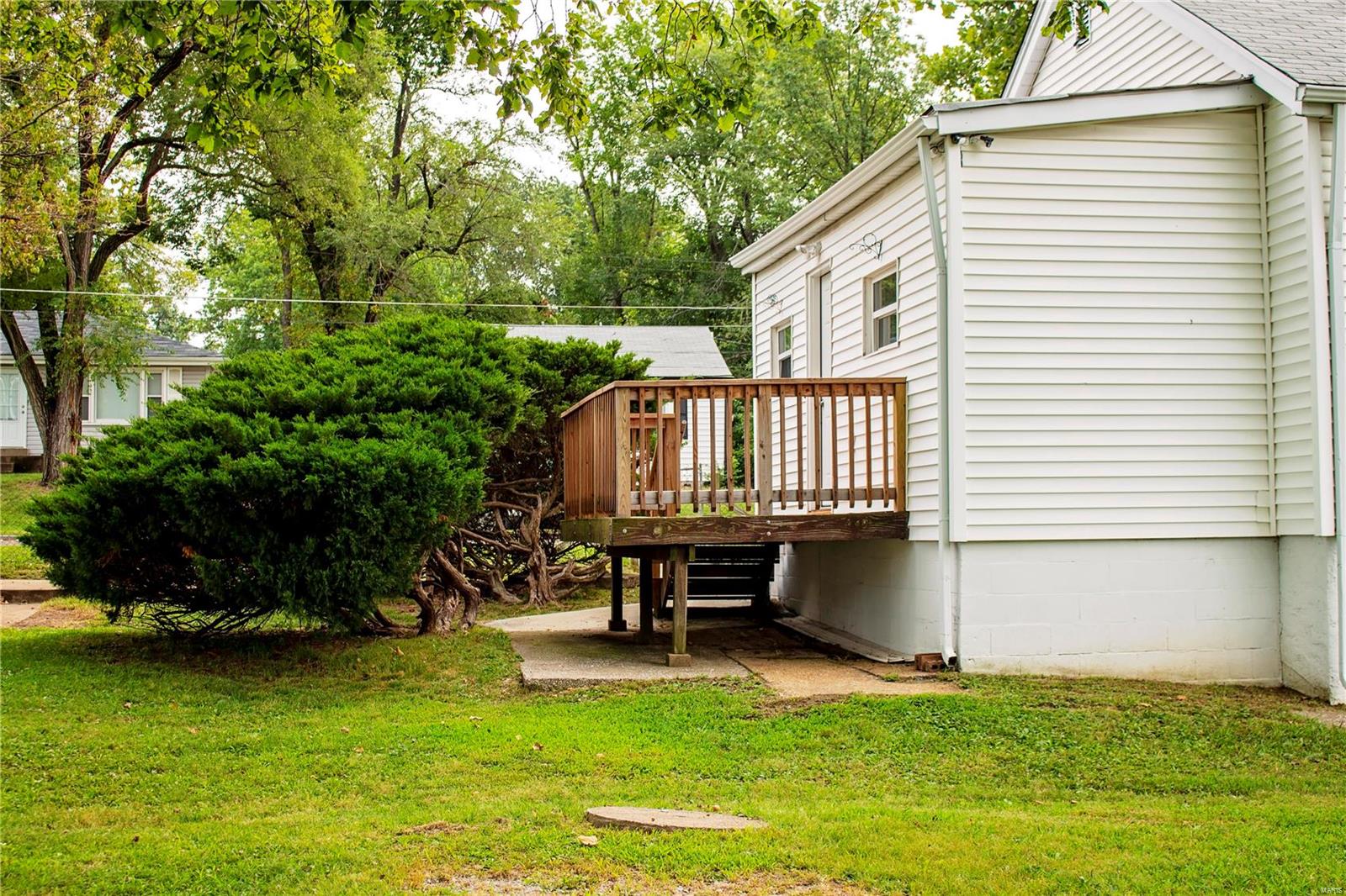 9315 Ridge Avenue St. Louis, MO 63114 - Photo 14 of 17 Gallery Image 14