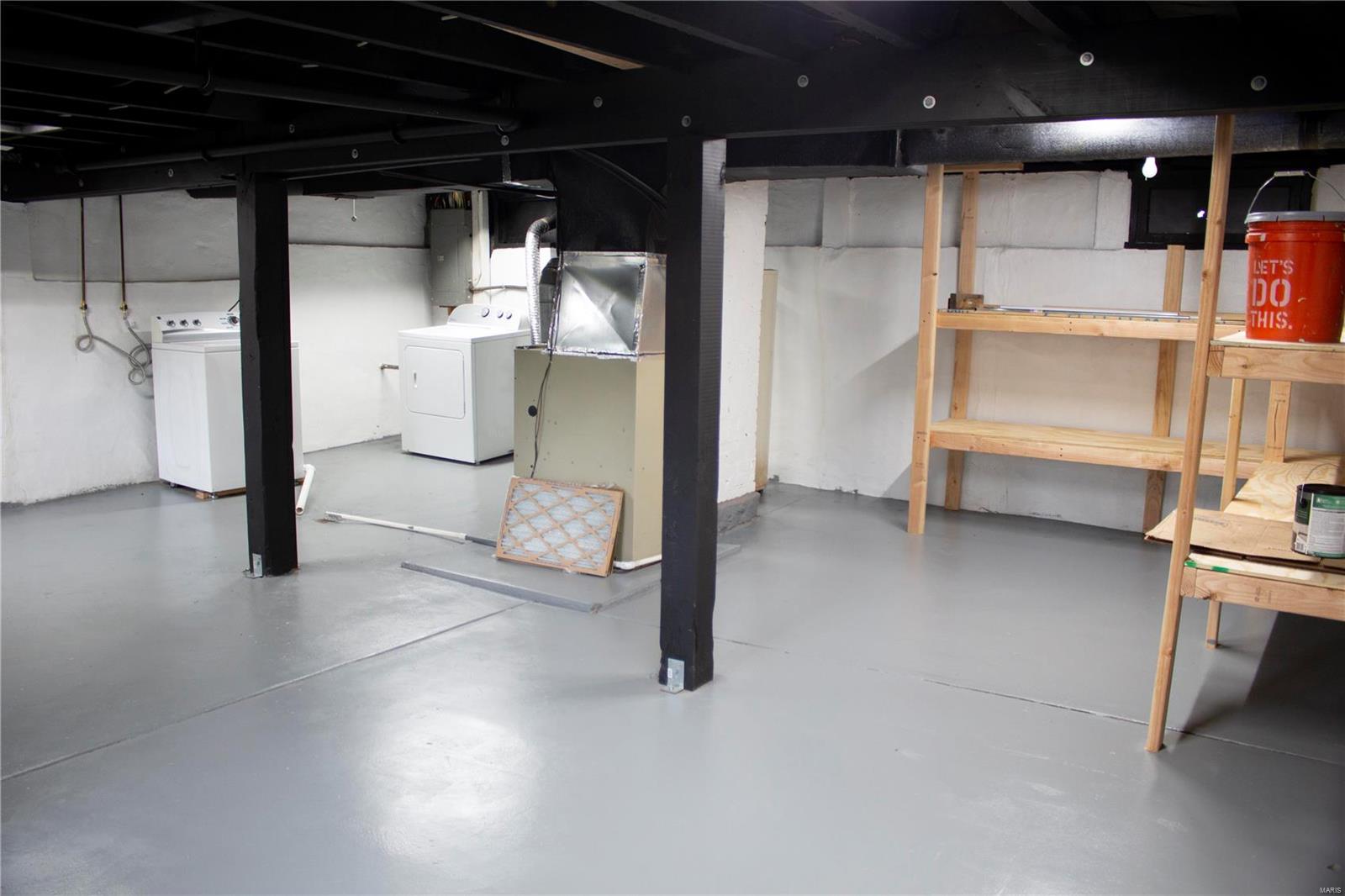 9315 Ridge Avenue St. Louis, MO 63114 - Photo 17 of 17 Gallery Image 17