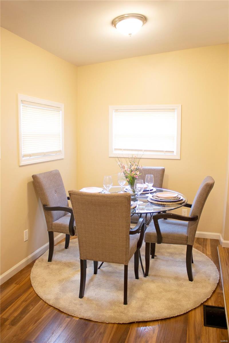 9315 Ridge Avenue St. Louis, MO 63114 - Photo 6 of 17 Gallery Image 6