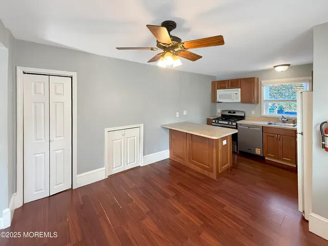 $2,700 | 33 Prospect Avenue, Unit 1, Red Bank, NJ 07701