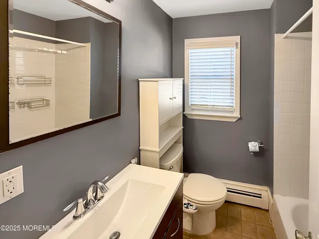$2,700 | 33 Prospect Avenue, Unit 1, Red Bank, NJ 07701
