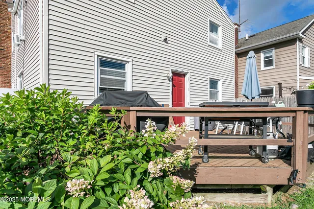 $2,700 | 33 Prospect Avenue, Unit 1, Red Bank, NJ 07701