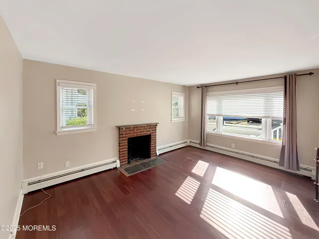 $2,700 | 33 Prospect Avenue, Unit 1, Red Bank, NJ 07701