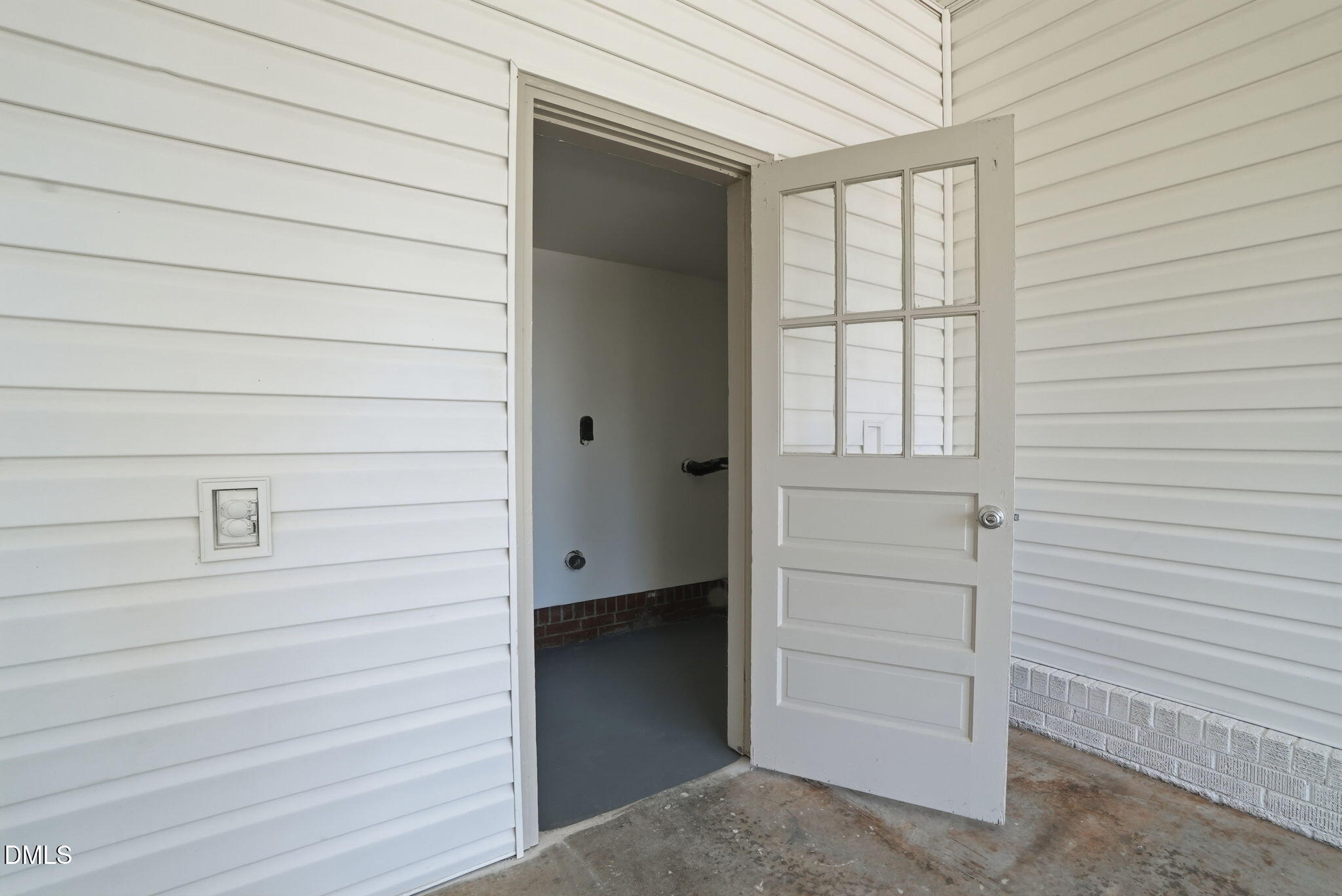 118 Bashford Road Raleigh, NC 27606 - Photo 49 of 63 118 Bashford Road-51