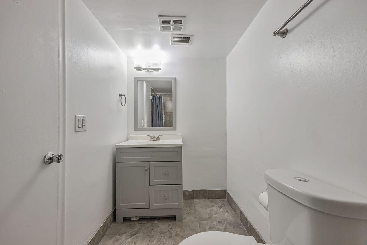 22605 Southwest 66th Avenue, Unit 206 Boca Raton, FL 33428 - Photo 9 of 22 27-print-22605-sw-66th-ave-206