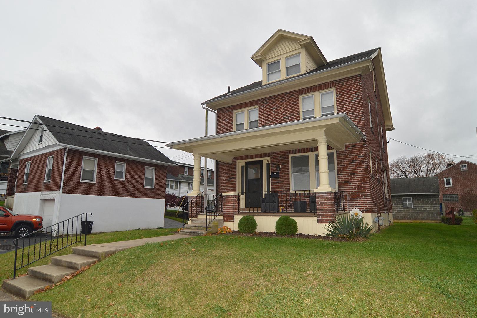 96 Summit Avenue Reading, PA 19607 - Photo 3 of 42