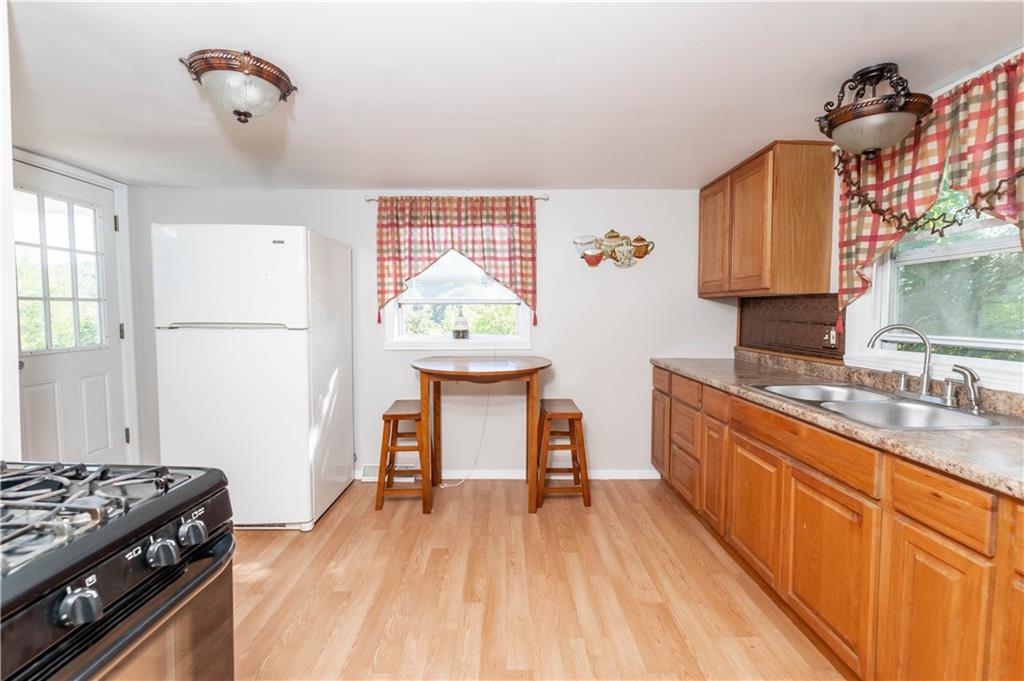 166 Old Pike Road Freeport, PA 16229 - Photo 12 of 24 Gallery Image 12