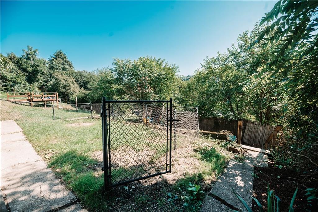 166 Old Pike Road Freeport, PA 16229 - Photo 8 of 24 Gallery Image 8