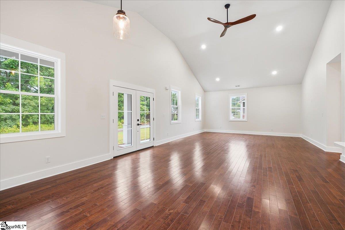 103 Perry Avenue Simpsonville, SC 29681 - Photo 9 of 32