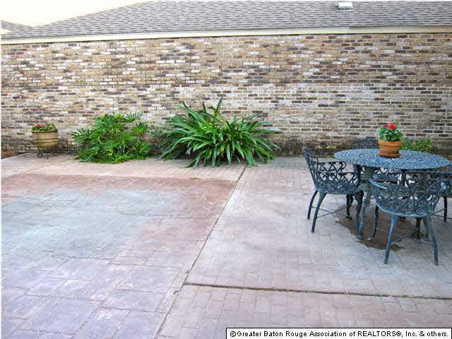 1845 Stonegate Court Baton Rouge, LA 70815 - Photo 4 of 24 Gallery Image 4