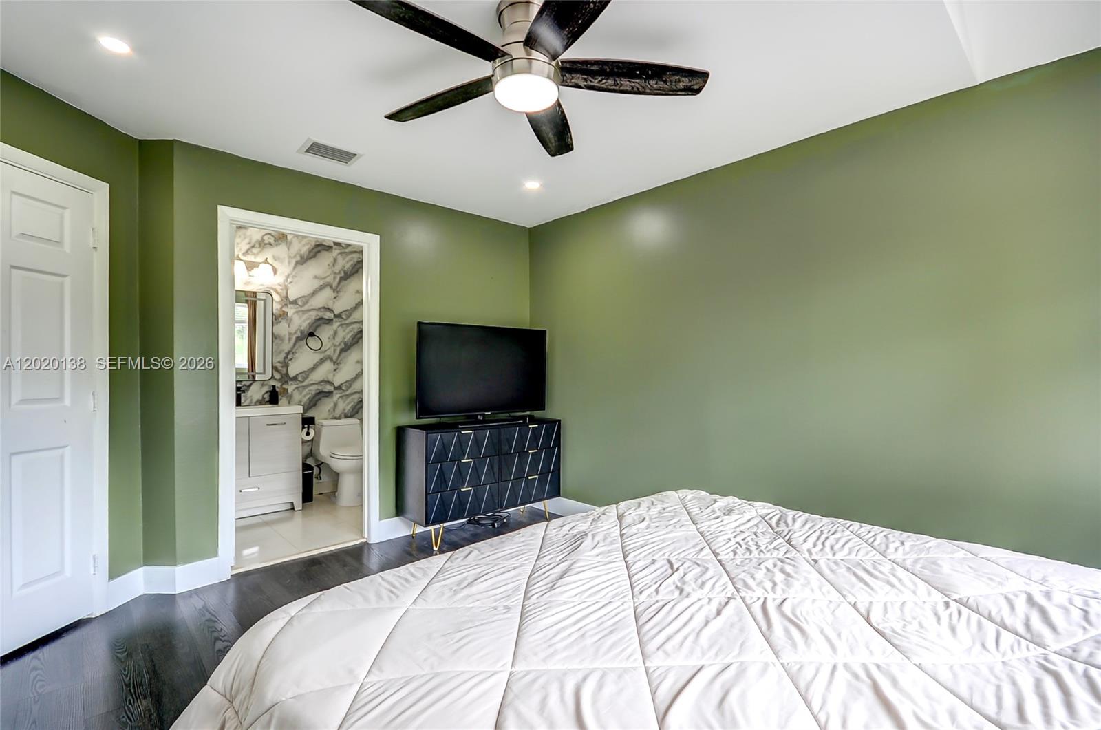 14014 Southwest 91st Terrace, Unit 14014 Miami, FL 33186 - Photo 30 of 52