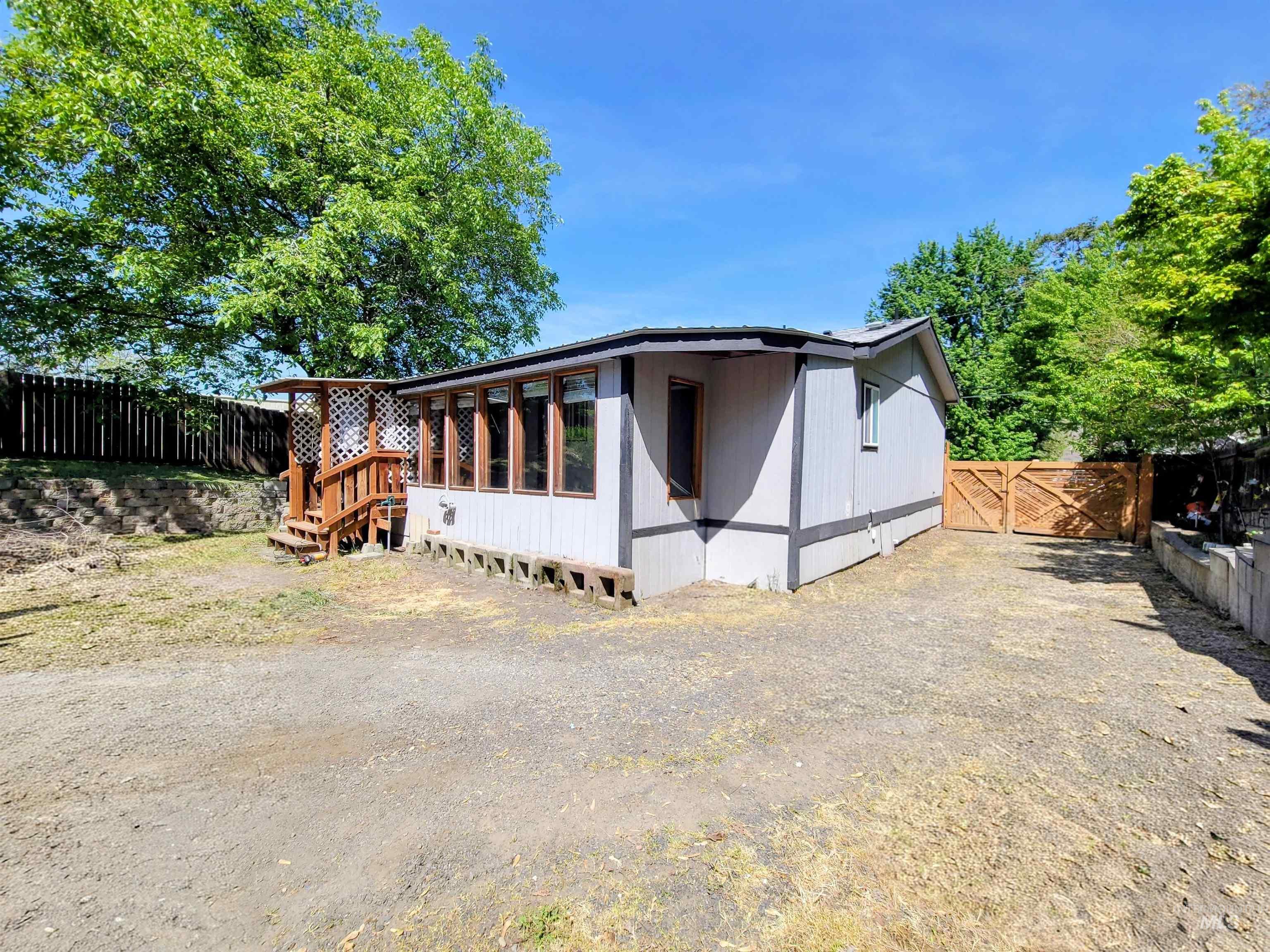 1429 Maple Street Clarkston, WA 99403 - Photo 5 of 28