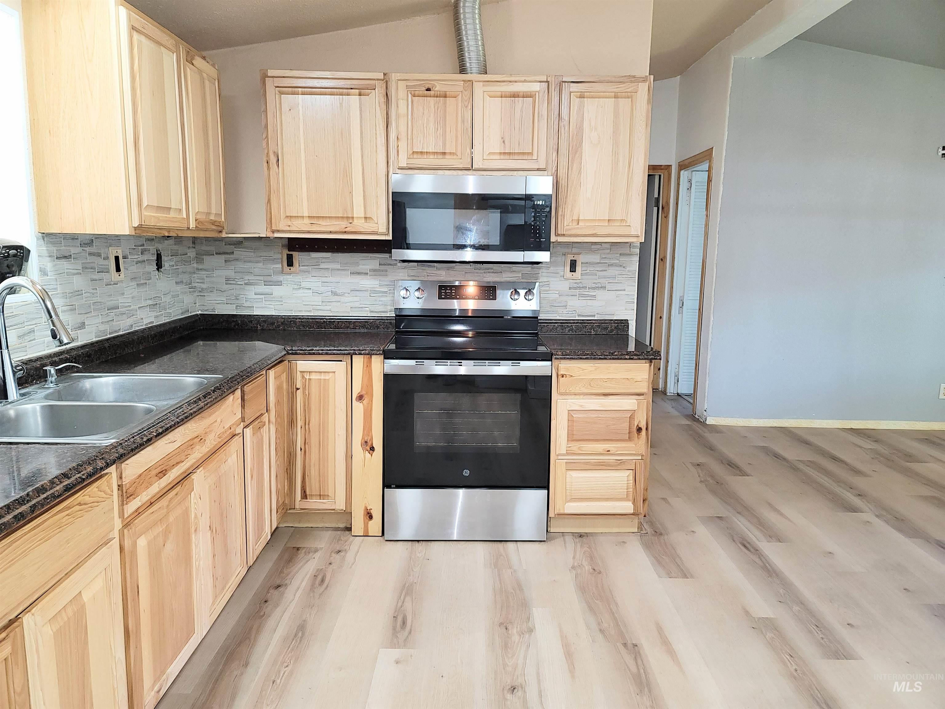 1429 Maple Street Clarkston, WA 99403 - Photo 7 of 28