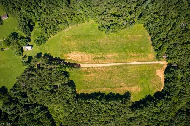 $430,000 | 1135 Daisy Creek Farm Road, Westfield, NC 27053