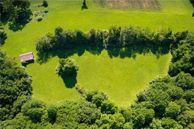 $430,000 | 1135 Daisy Creek Farm Road, Westfield, NC 27053