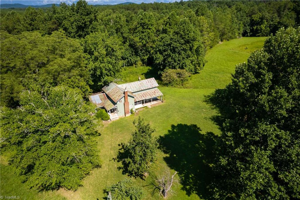 1135 Daisy Creek Farm Road Westfield, NC 27053 - Photo 26 of 41