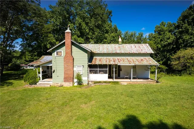 $430,000 | 1135 Daisy Creek Farm Road, Westfield, NC 27053