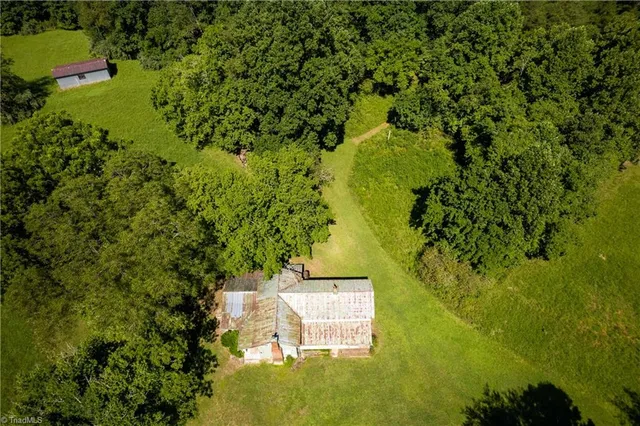 $430,000 | 1135 Daisy Creek Farm Road, Westfield, NC 27053