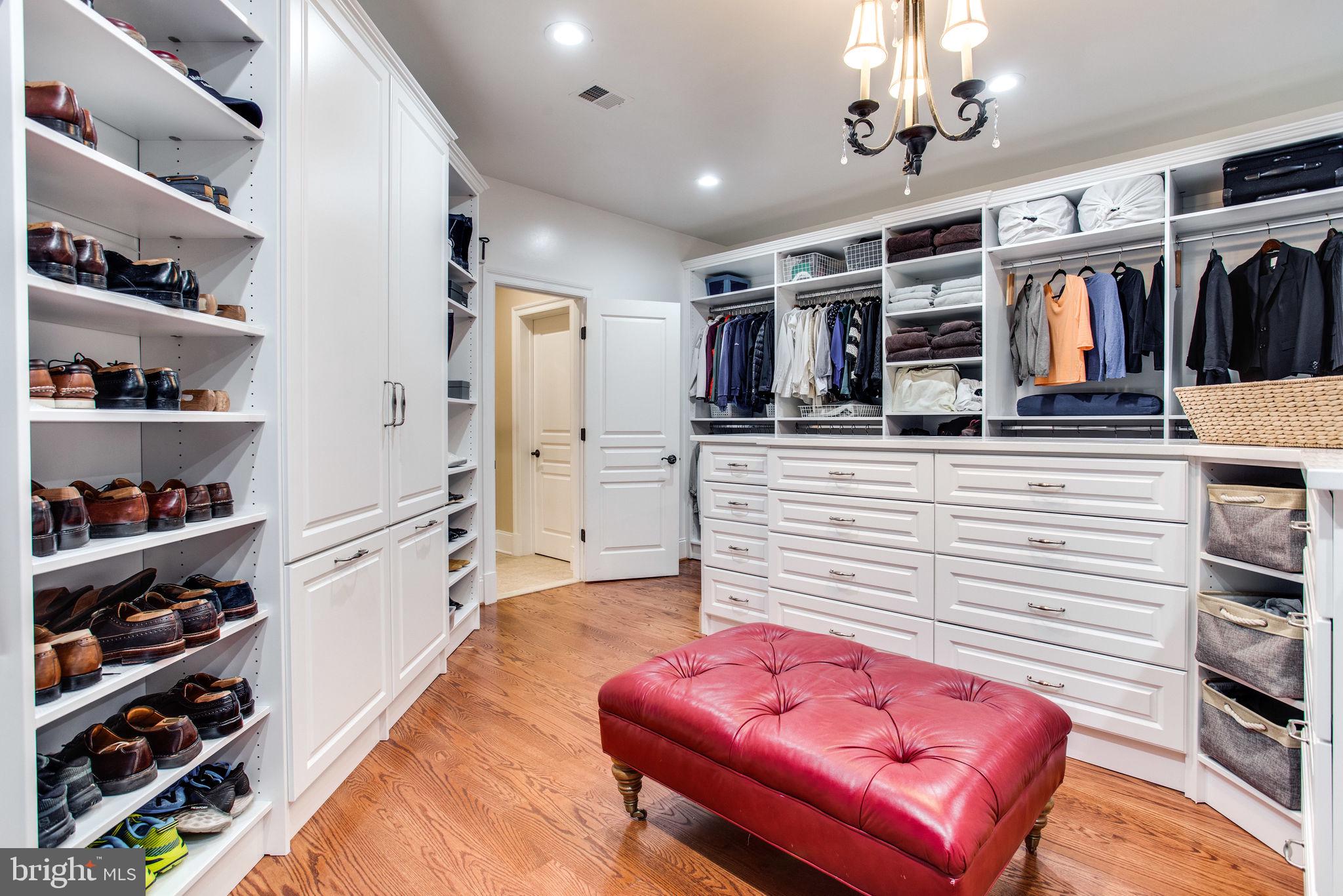 10464 Springvale Meadow Lane Great Falls, VA 22066 - Photo 42 of 103 Room for everything!