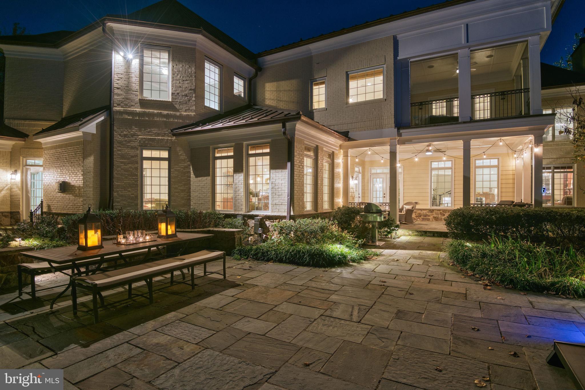 10464 Springvale Meadow Lane Great Falls, VA 22066 - Photo 6 of 103 1 of 2 patios