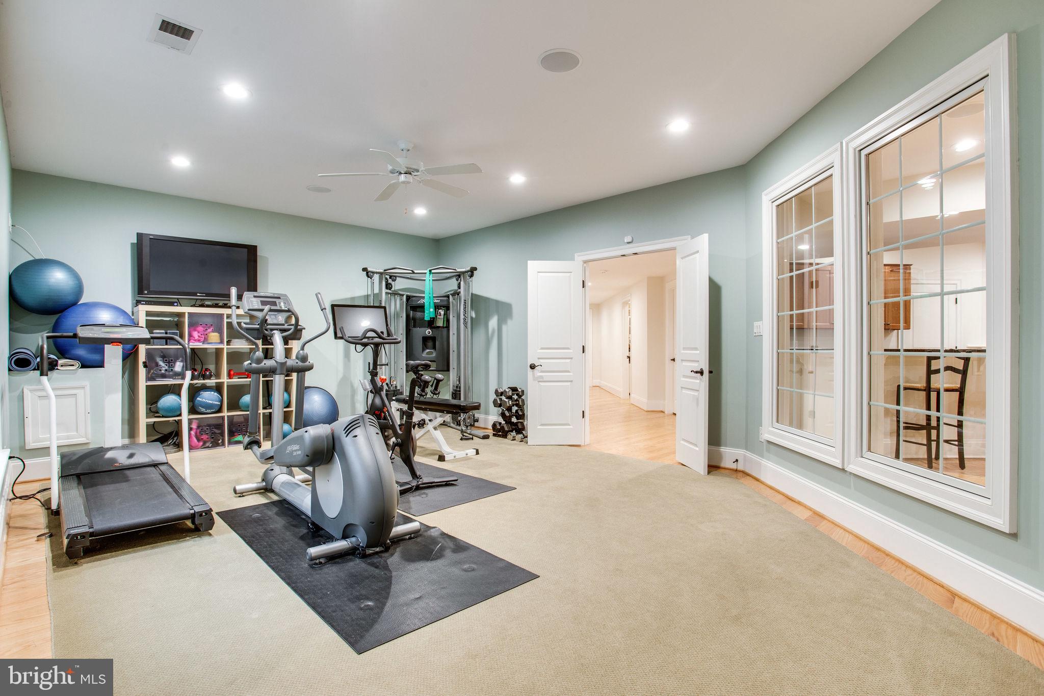 10464 Springvale Meadow Lane Great Falls, VA 22066 - Photo 65 of 103 Exercise Room