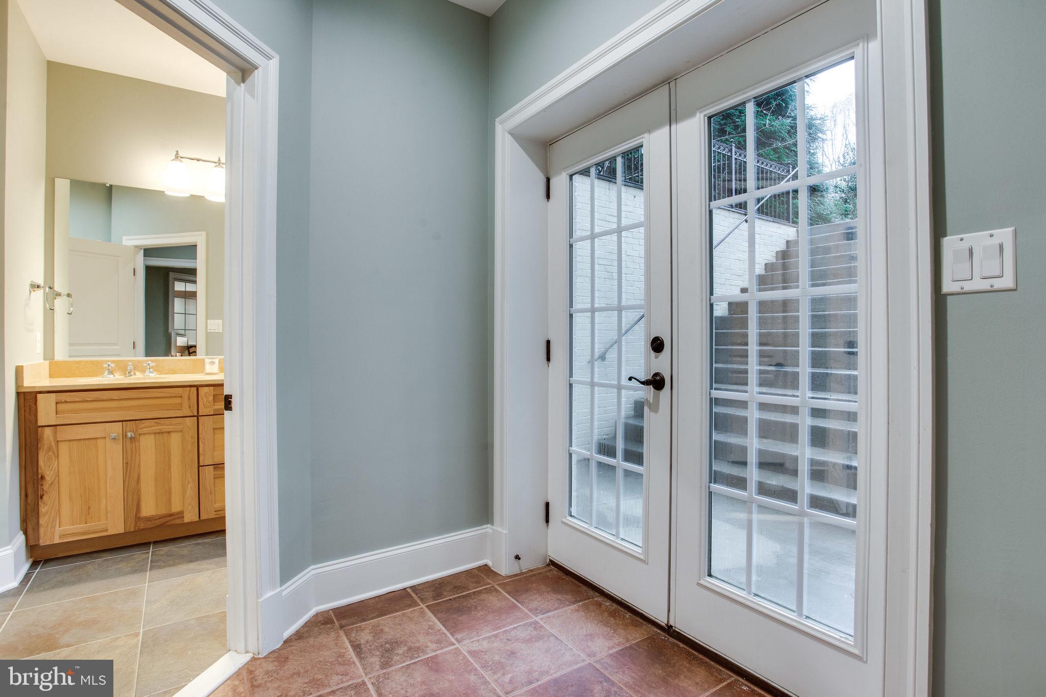 10464 Springvale Meadow Lane Great Falls, VA 22066 - Photo 69 of 103 Walk-up stairs