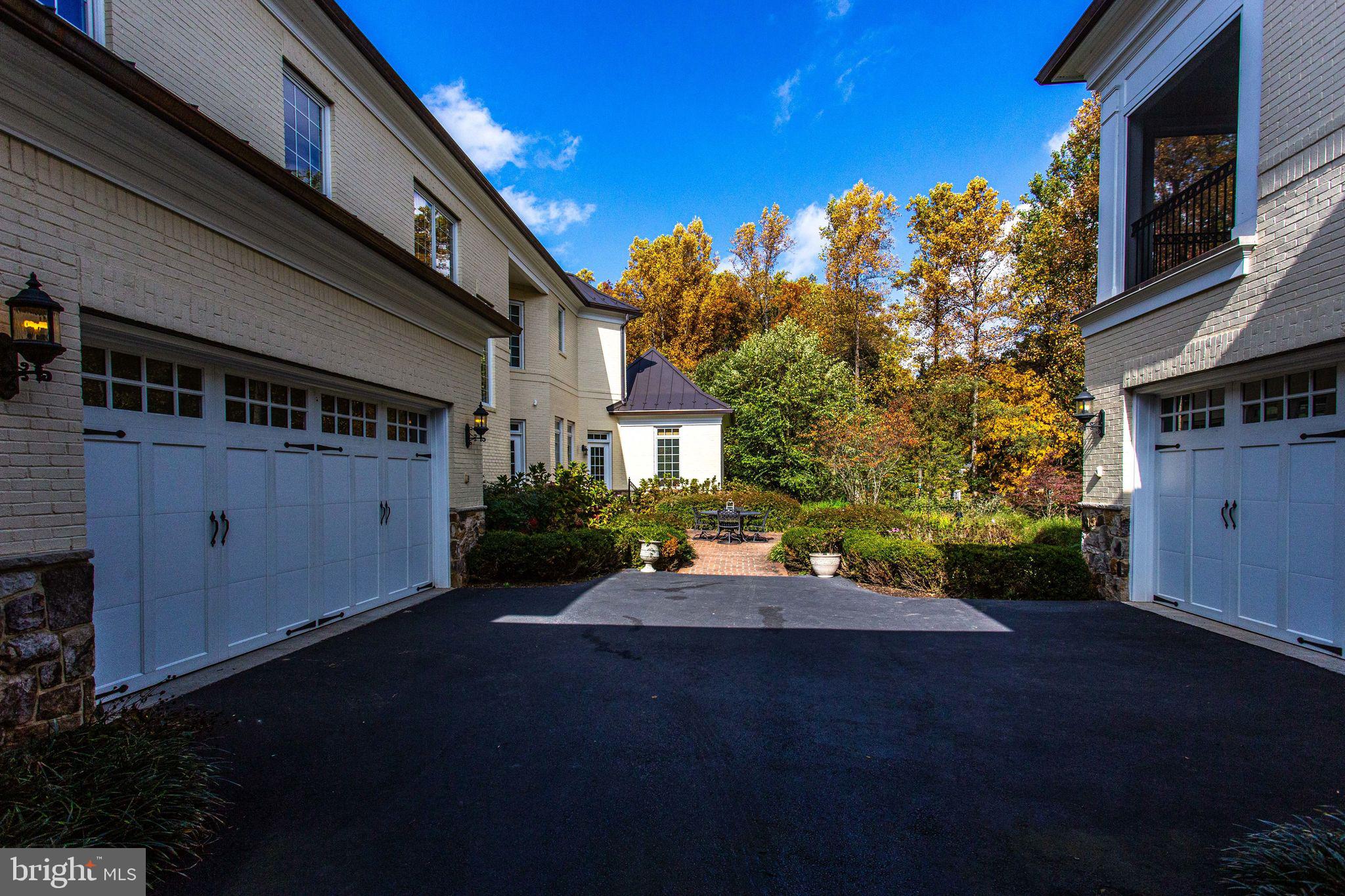 10464 Springvale Meadow Lane Great Falls, VA 22066 - Photo 70 of 103 Motor Court between Main & Guest House