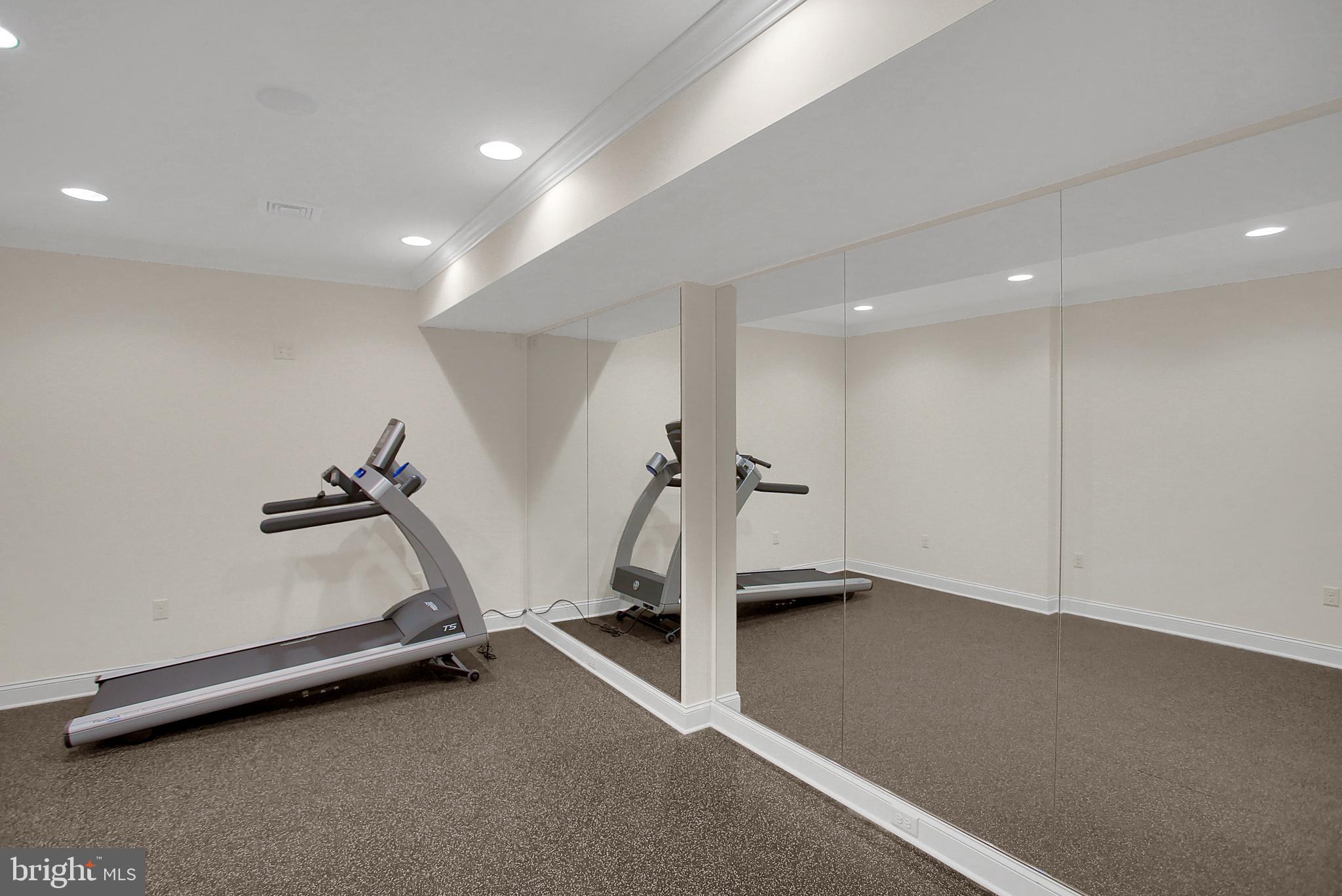 2746 Colonial Road Harrisburg, PA 17112 - Photo 27 of 34 Exercise Room