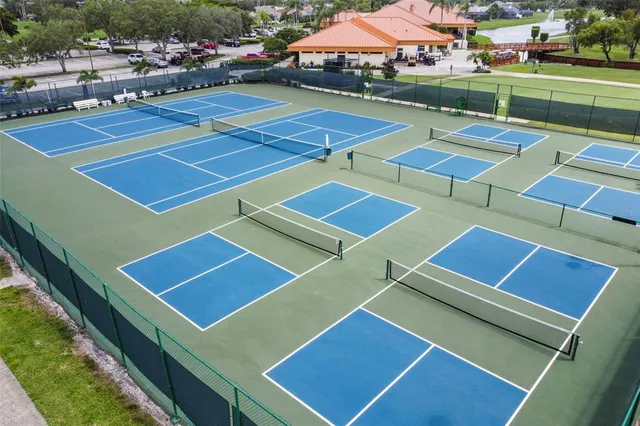 $259,000 | 4210 Caddie Drive East, Unit 202, Bradenton, FL 34203