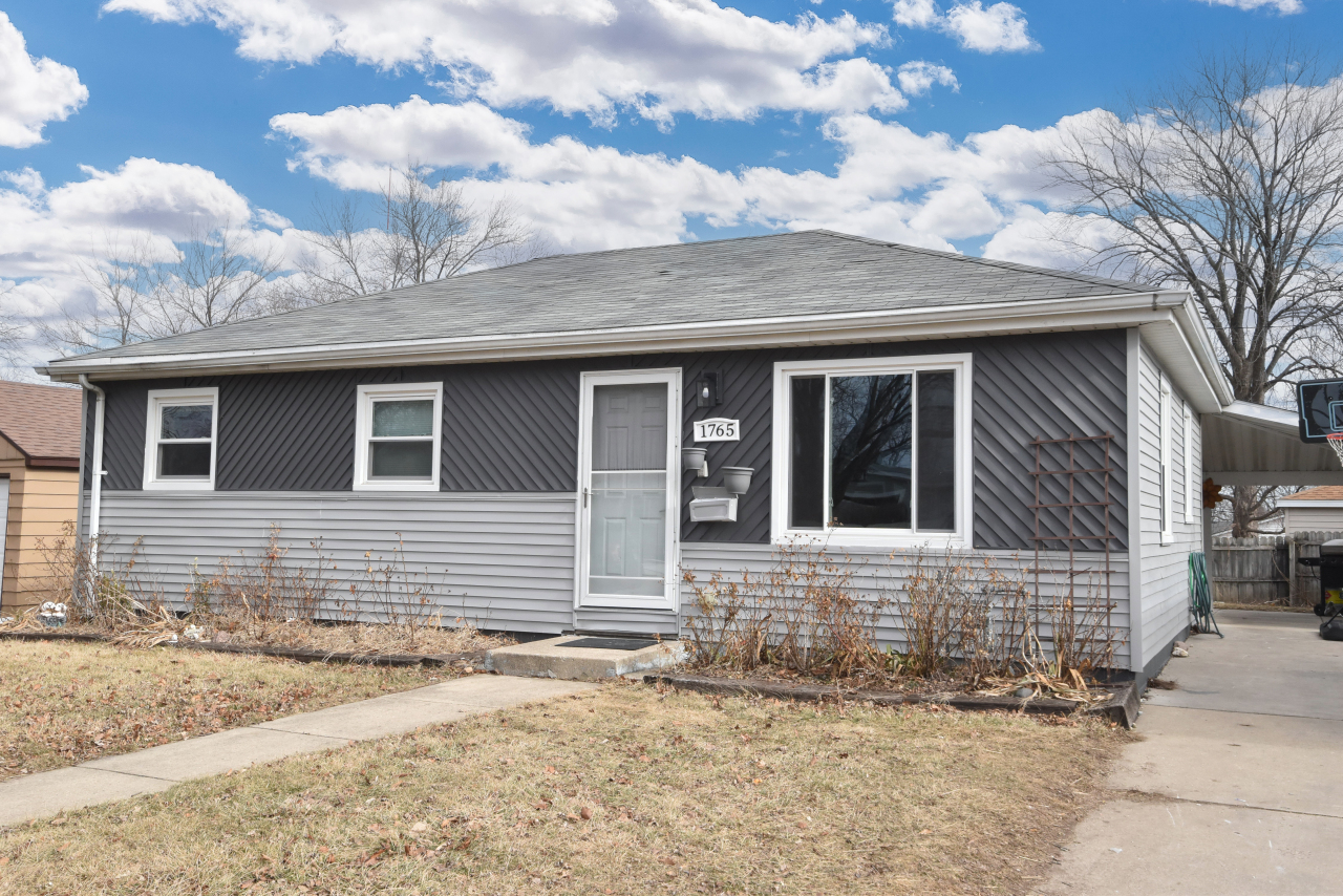 1765 Illinois Street Racine, WI 53405 - Photo 1 of 1 Photo 1