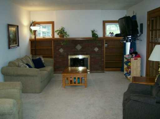 10566 Carpenter Road Milan, MI 48160 - Photo 3 of 8 Photo 3