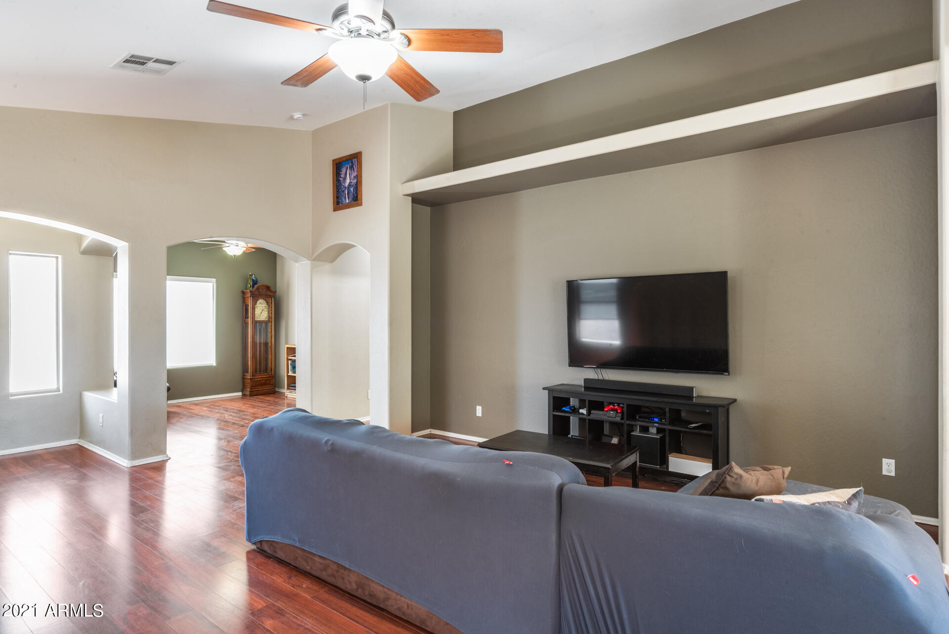 2604 West Maldonado Road Phoenix, AZ 85041 - Photo 8 of 38 ChaseCapture-13