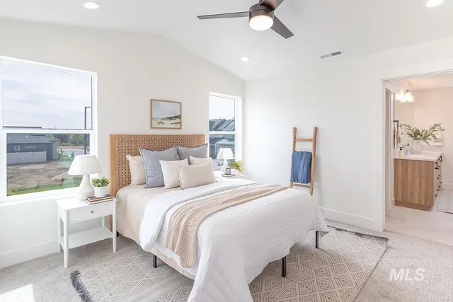 $409,900 | 1328 North Meadowglen Avenue, Meridian, ID 83642