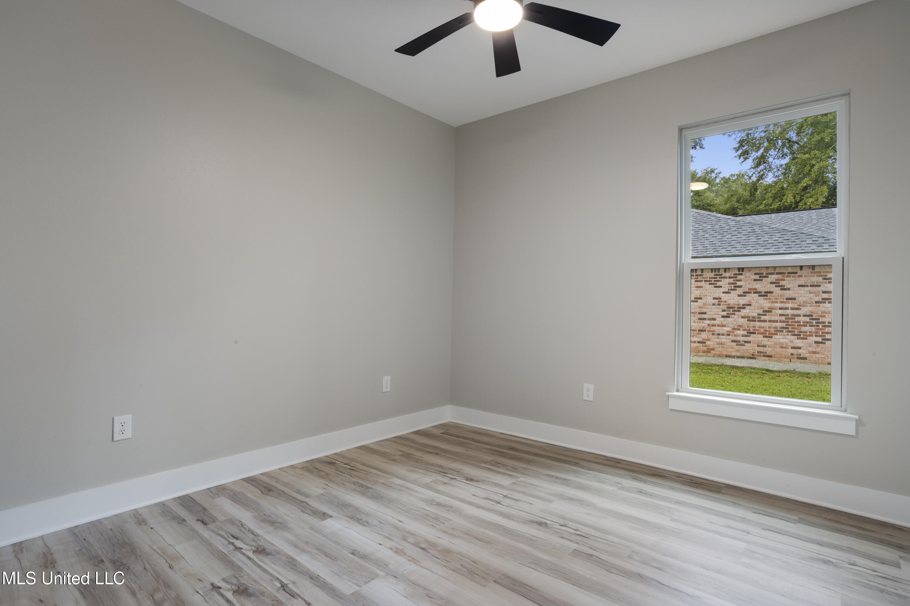 9014 Old Walnut Road Ocean Springs, MS 39564 - Photo 25 of 33 025 (1)