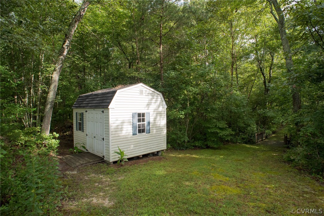 1063 Grace Johnson Road Kents Store, VA 23084 - Photo 15 of 17 Gallery Image 15
